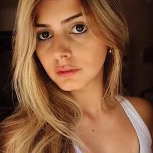 Meet your Posher, Thaissa