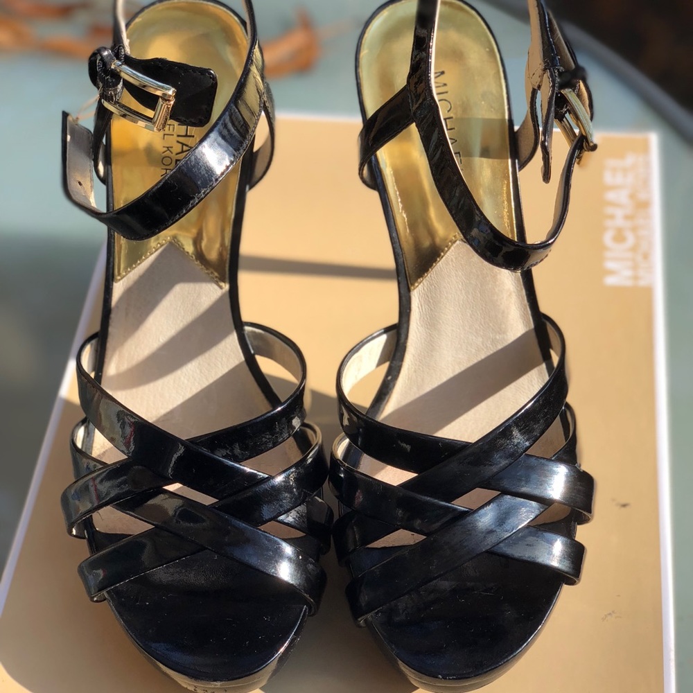 Michael Kors Patent leather strappy sandal