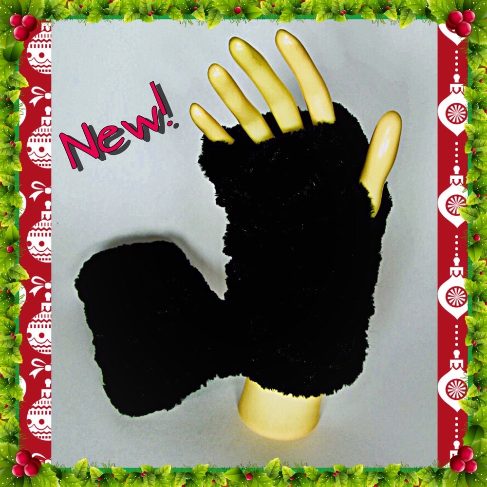 Trendy Fur Mittens