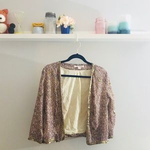 Decorative accent jacket (buttonless)