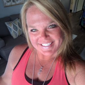 Meet your Posher, April