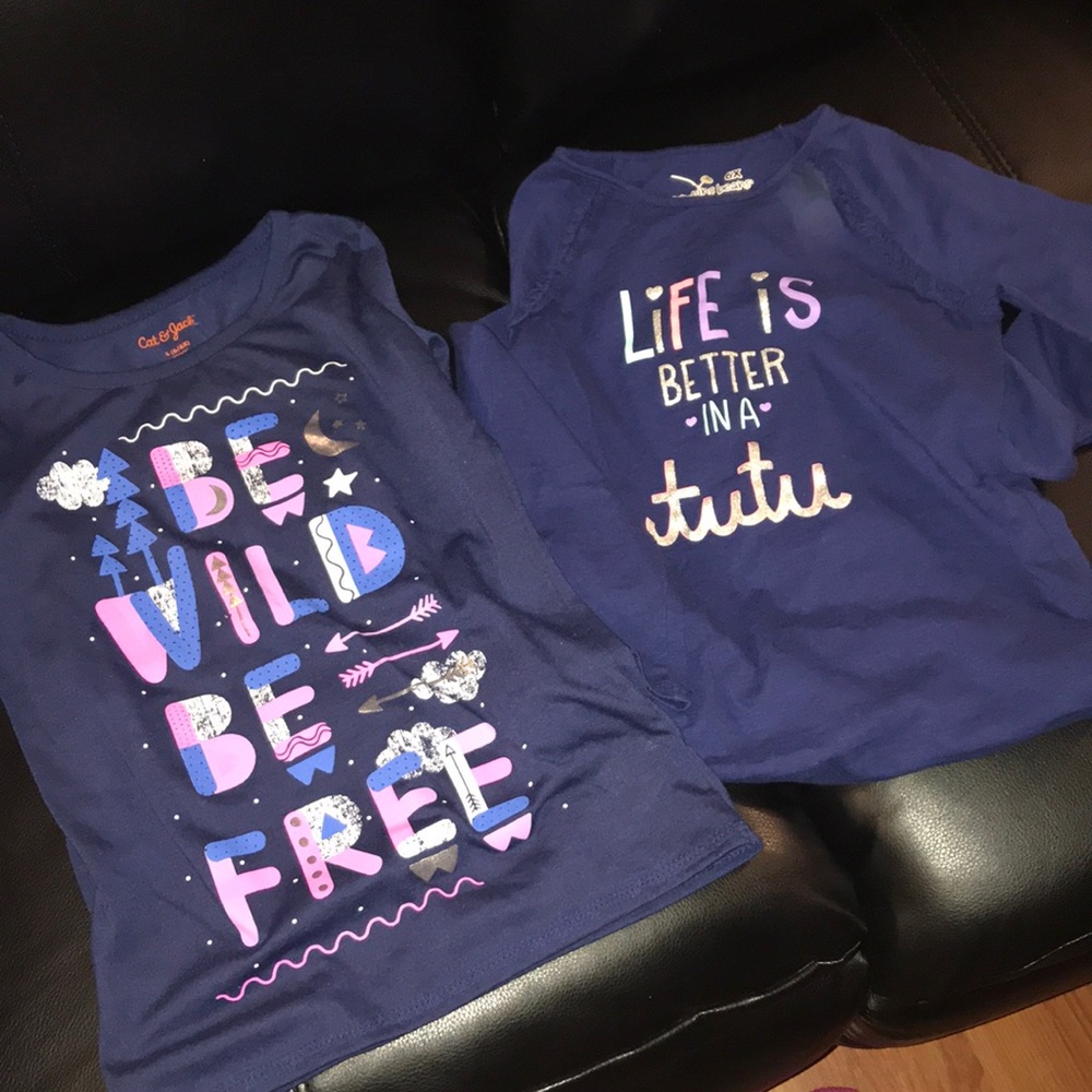 Girls tee. 💙