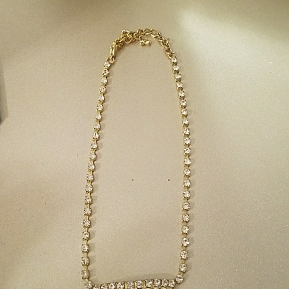 Jeweled tie choker length necklace on gold chain - Picture 5 of 8