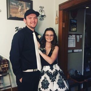 Meet your Posher, Milton