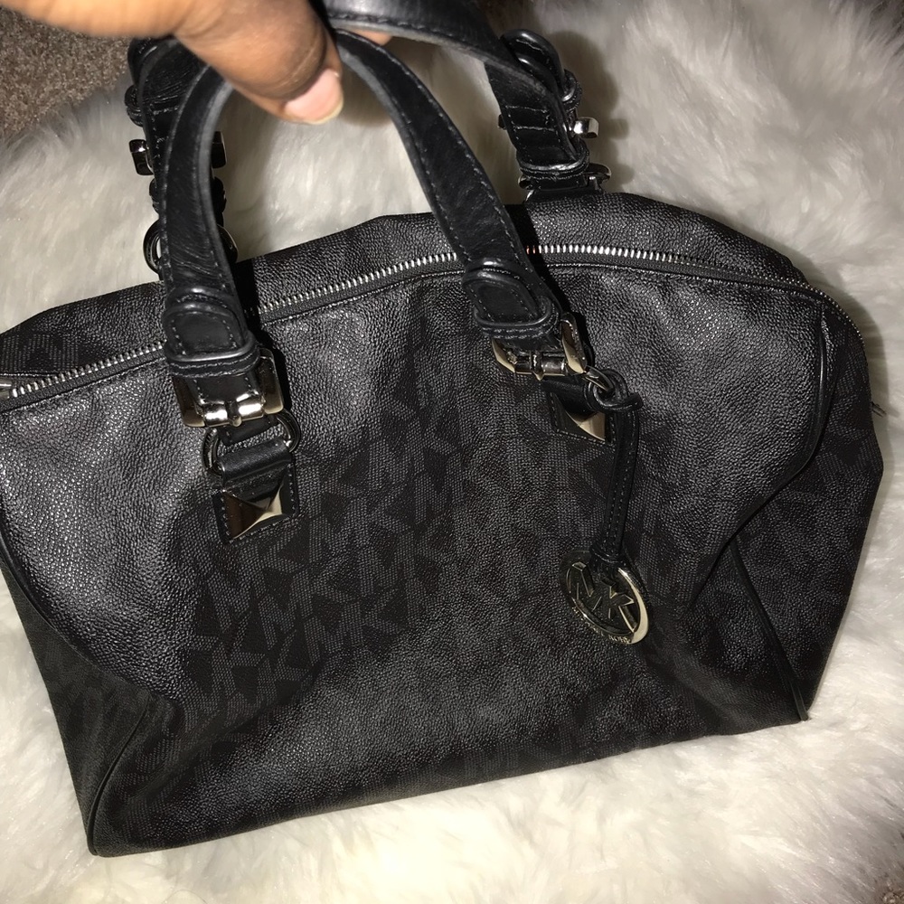 Micheal Kors duffle bag purse