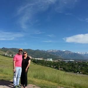 Meet your Posher, Carolina