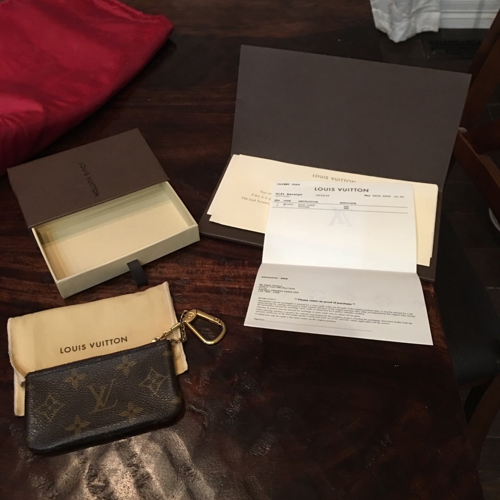 Louis Vuitton Monogram Change And Key Holder