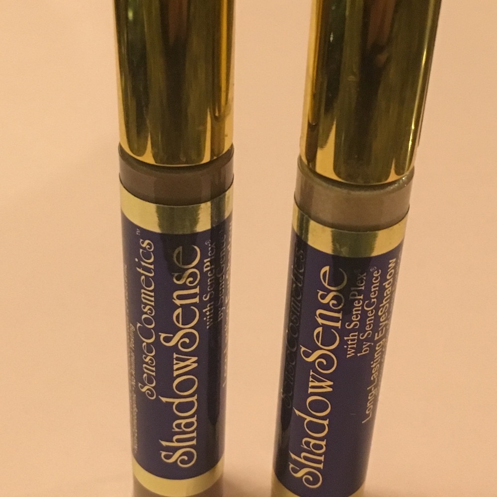 Two brand new SHADOW SENSE eyeshadows!