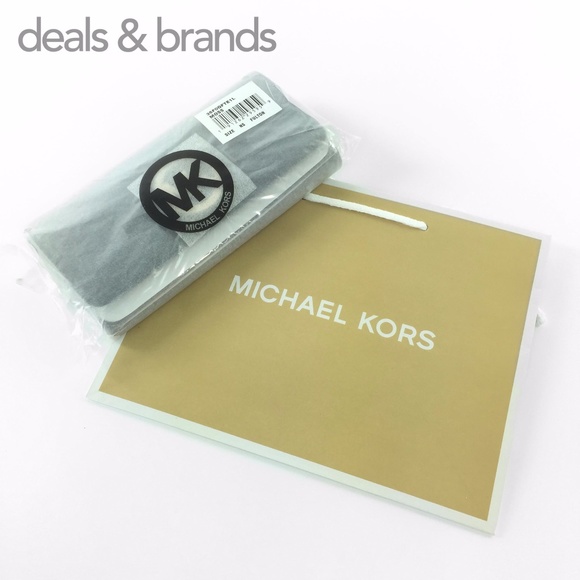 NWT MICHAEL KORS Fulton Leather Flap Con. Wallet