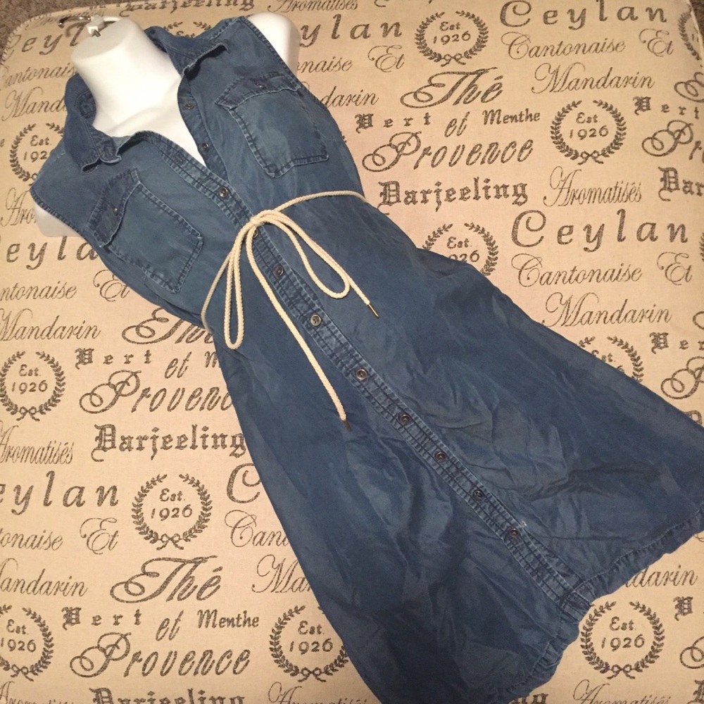 Maternity denim dress size large