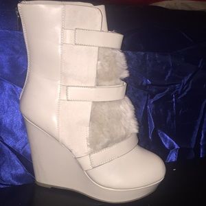 Winter boots