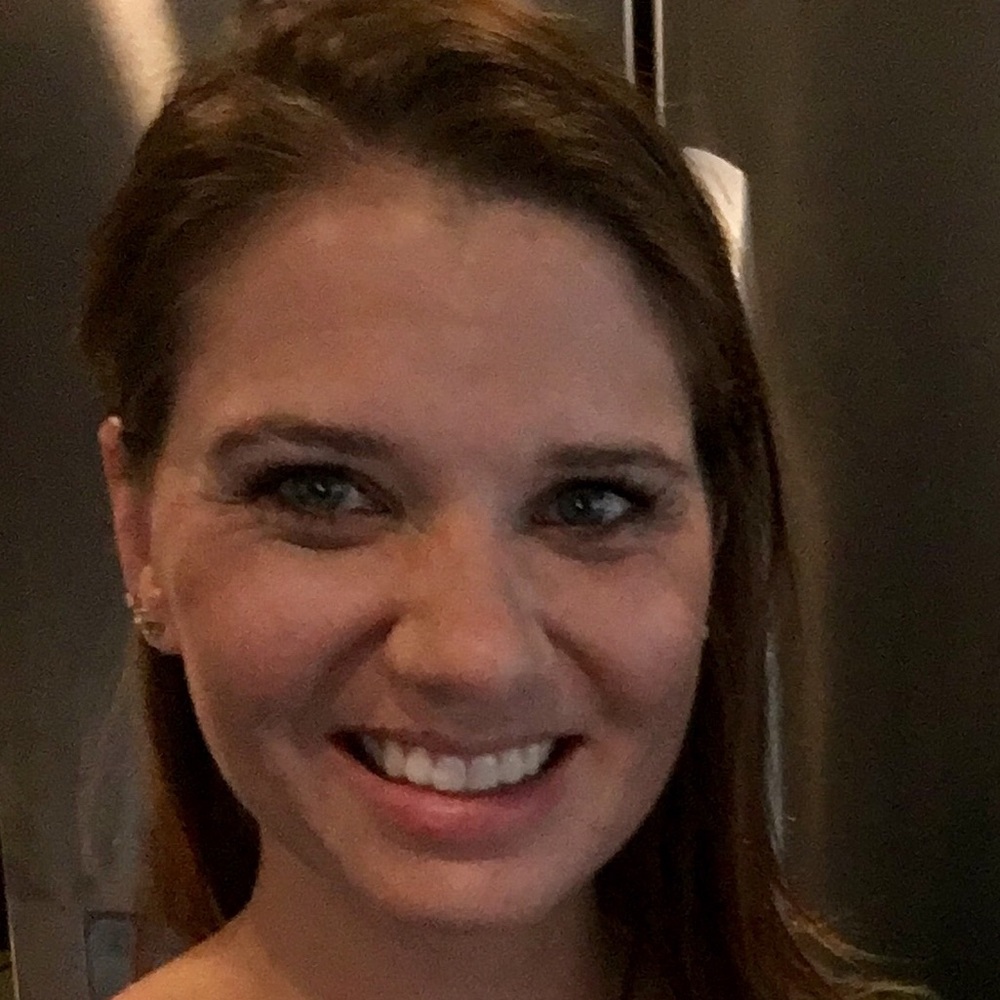 Meet your Posher, Lauren