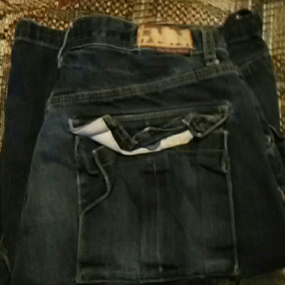 Akbmks comfortable shorts have had 10 years 1 owne