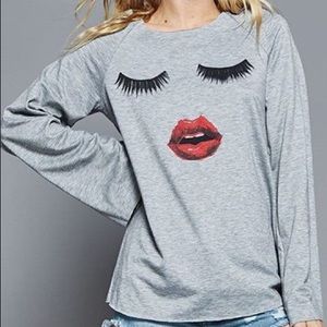 Bat your lashes top🖤