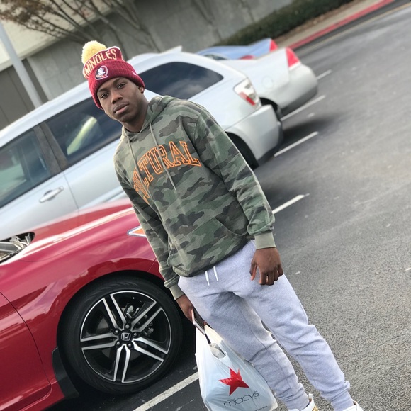 Meet your Posher, Devvion - Picture 1 of 1