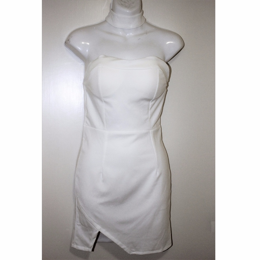 NWOT White Sleeveless Dress