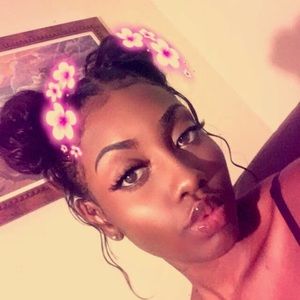 Meet your Posher, Taniqua