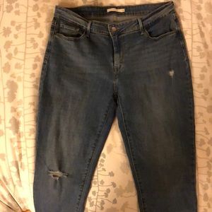 Levi cropped jeans