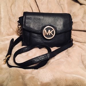 Michael Kors crossbody leather bag