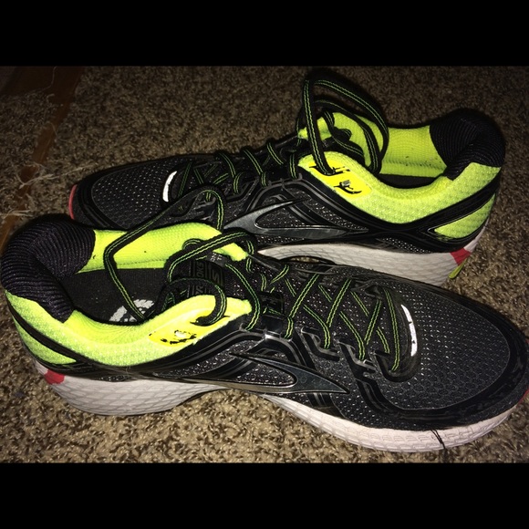 Brooks Adrenaline GTS 16 Running Shoes - Picture 5 of 5