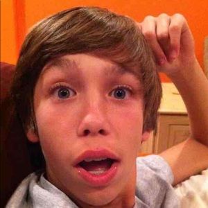 Meet your Posher, Colin