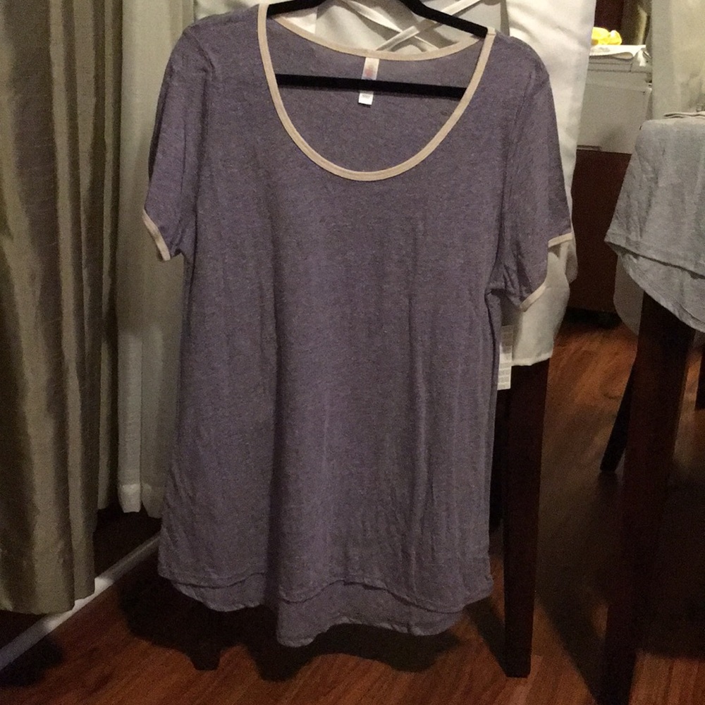 LulaRoe Classic T