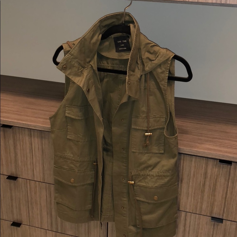 Hooded vest