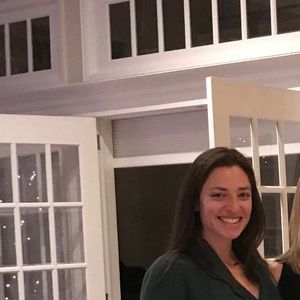 Meet your Posher, Nicole