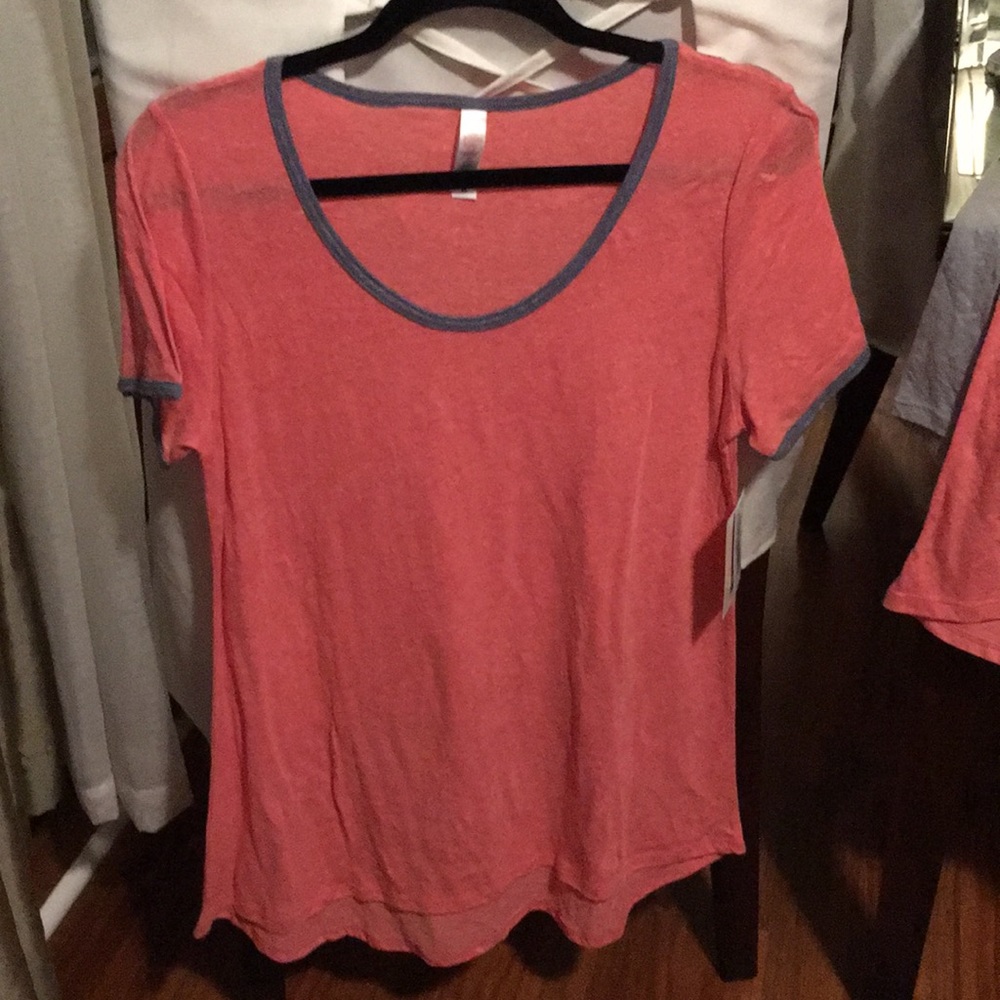 LulaRoe Classic T