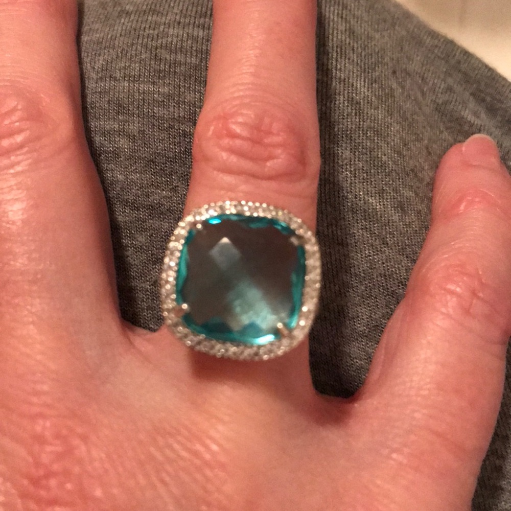 💍 Aqua and silver cocktail ring