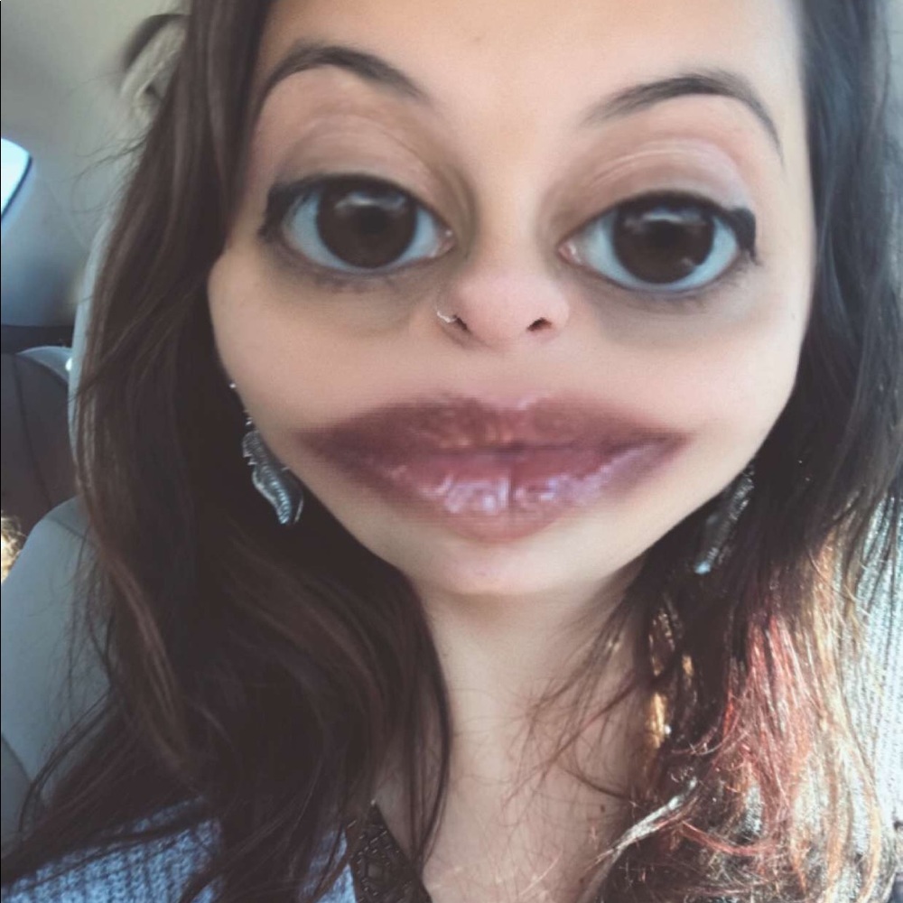 Meet your Posher, Cara