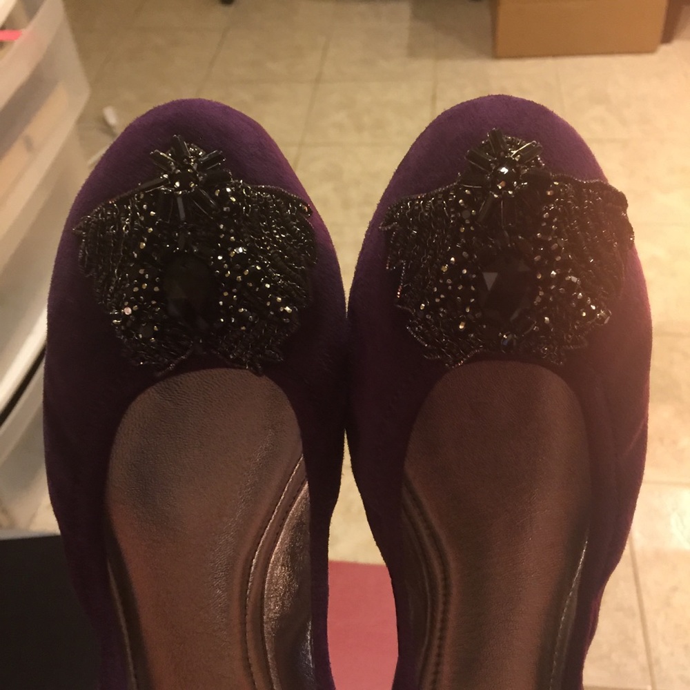 Elie Tahari - Woman’s Flat shoe