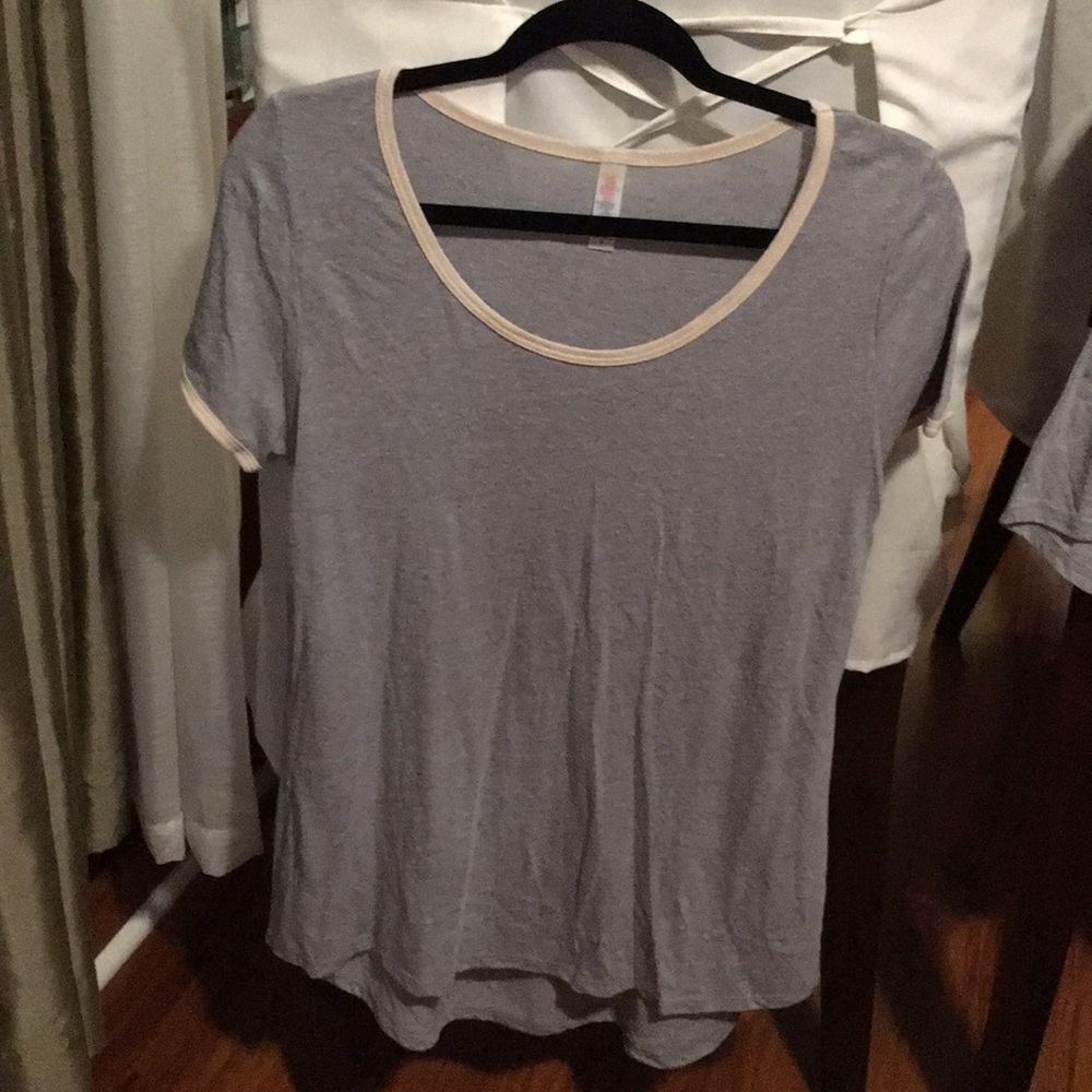 LulaRoe Classic T