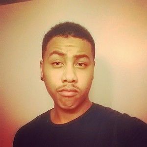 Meet your Posher, Devin