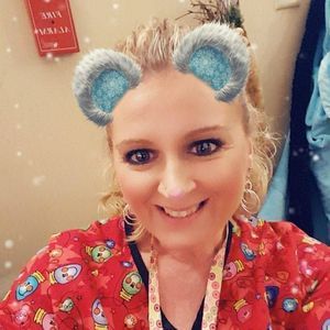 Meet your Posher, Lisa