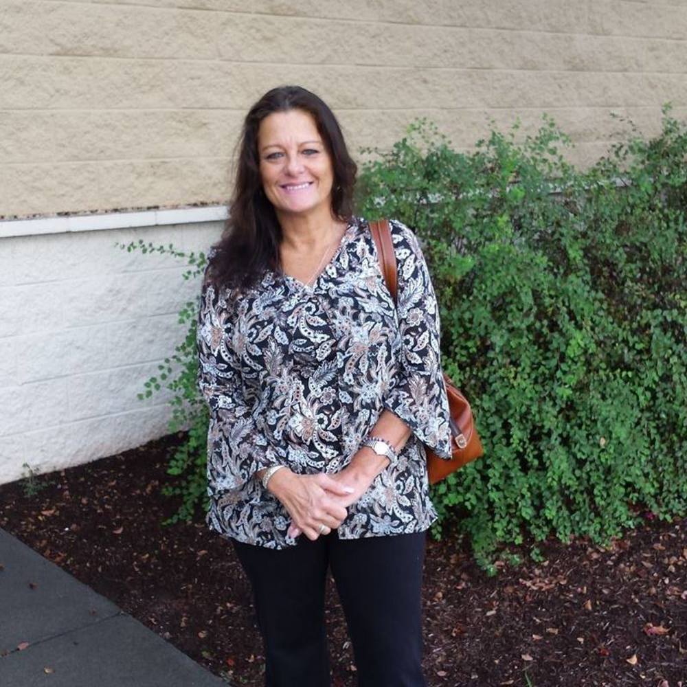 Meet your Posher, Earleen