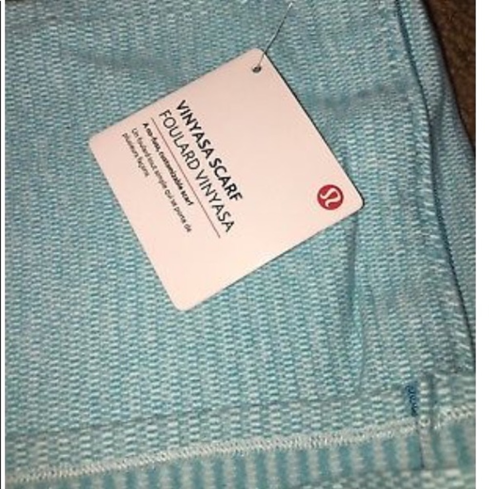 LULULEMON Vinyasa SCARF Blue Stripe NEW WITH TAGS