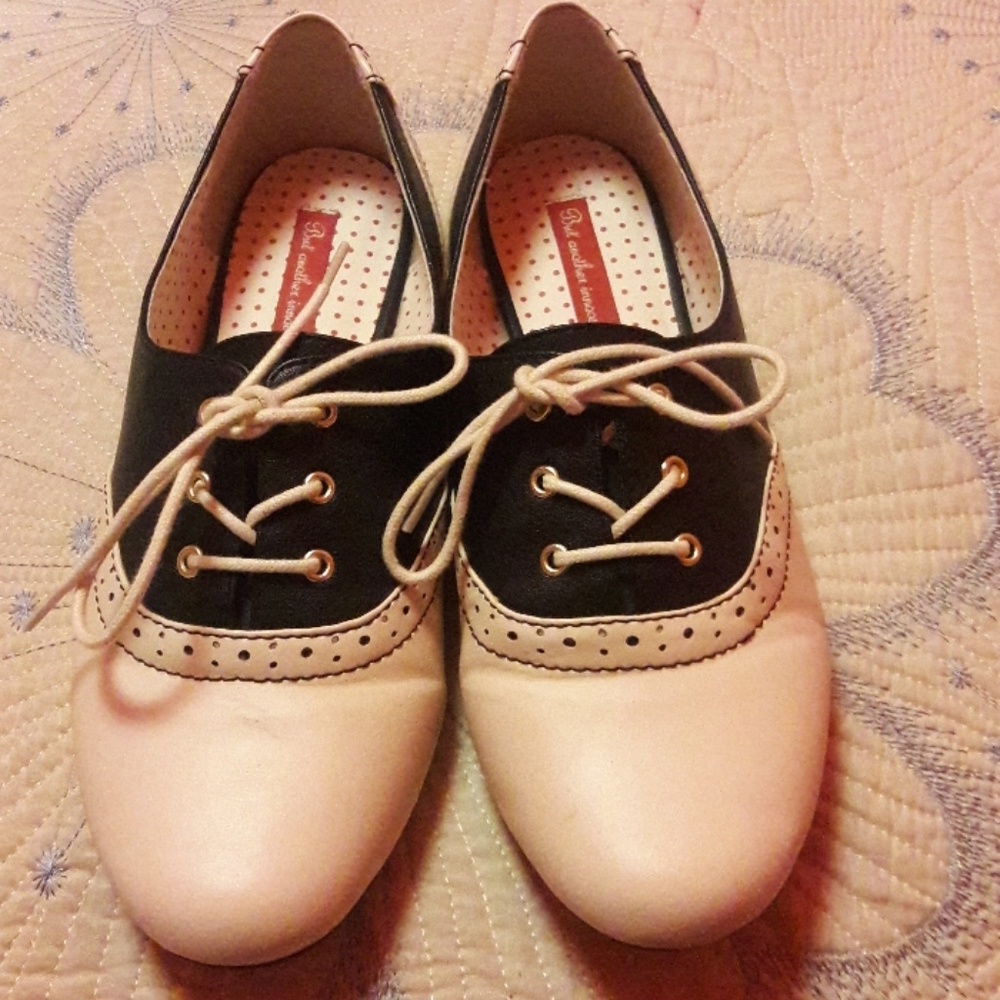 Retro Style Oxford Shoes