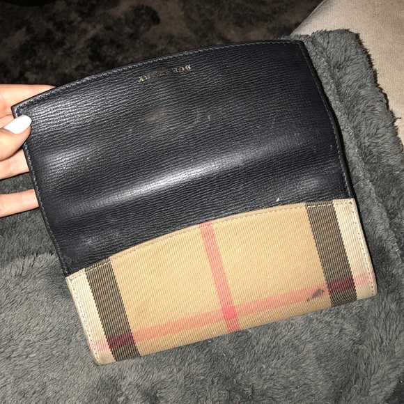 Burberry wallet - Picture 3 of 4
