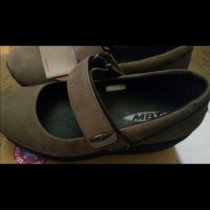 BNIB MBT Mary Jane shoes