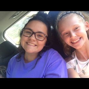 Meet your Posher, Kenadi