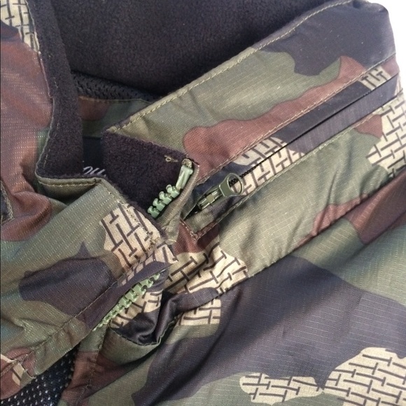 Men's camo army green windbreaker zip up Nwt - Picture 5 of 8