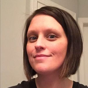 Meet your Posher, Avery