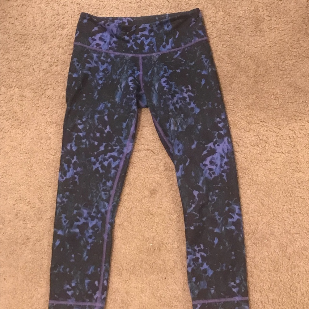 Lululemon leggings size 2
