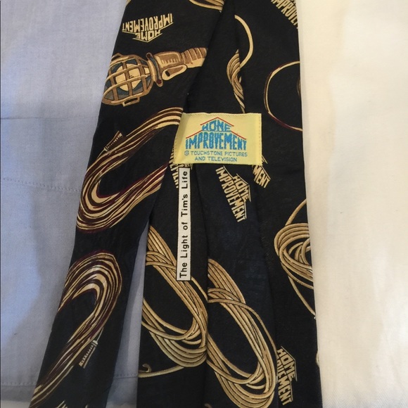 Home improvement men's tie - Picture 1 of 3