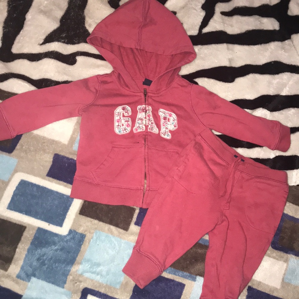 Baby Gap Sweatsuit