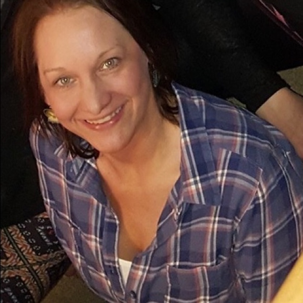 Meet your Posher, Carrie