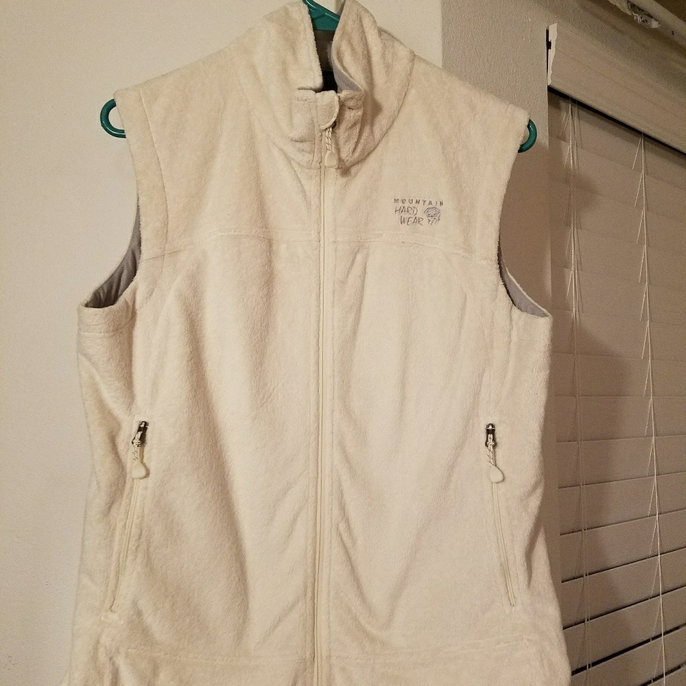 Mountain Hardwear vest. M
