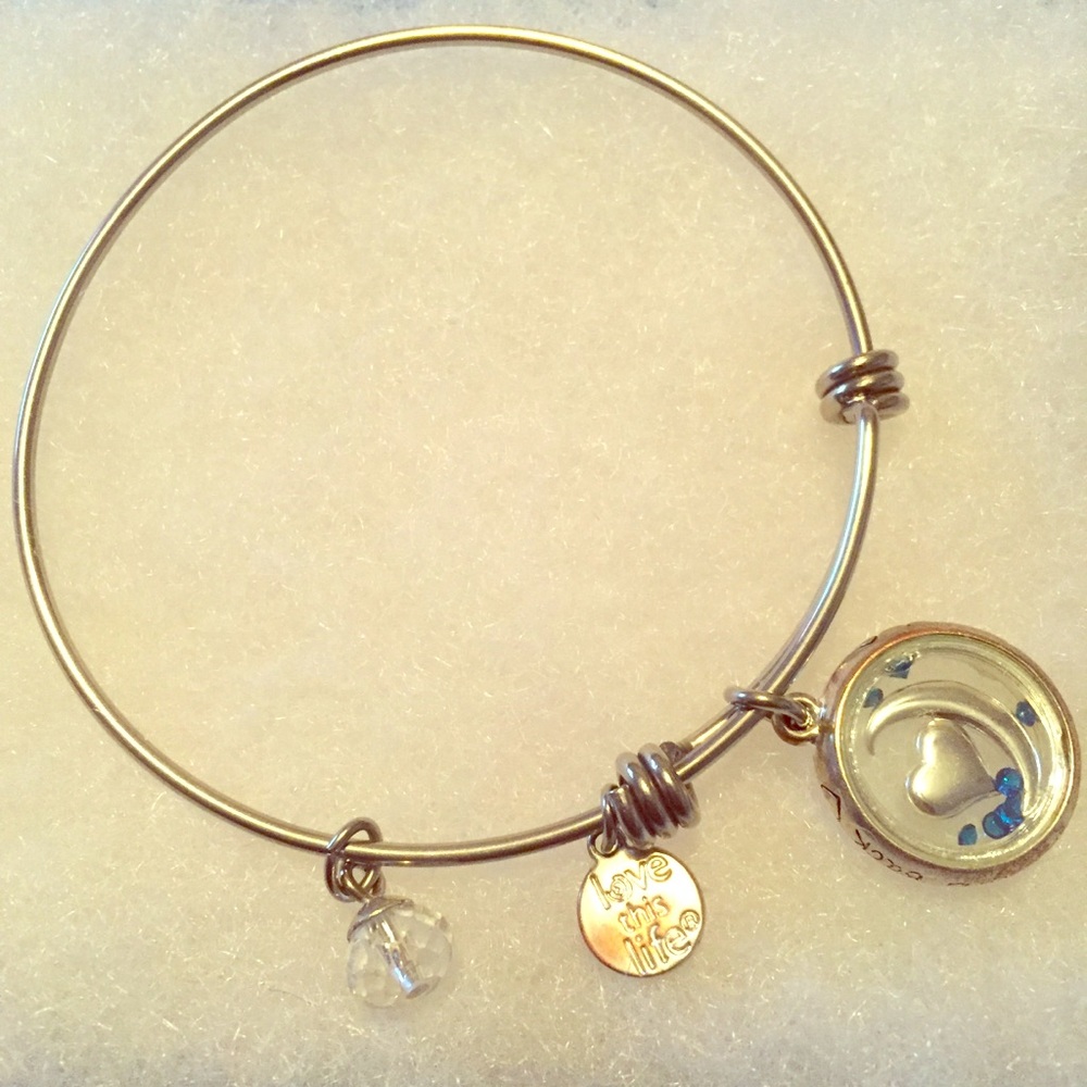 “I love you to the moon and back” bracelet - Picture 1 of 6