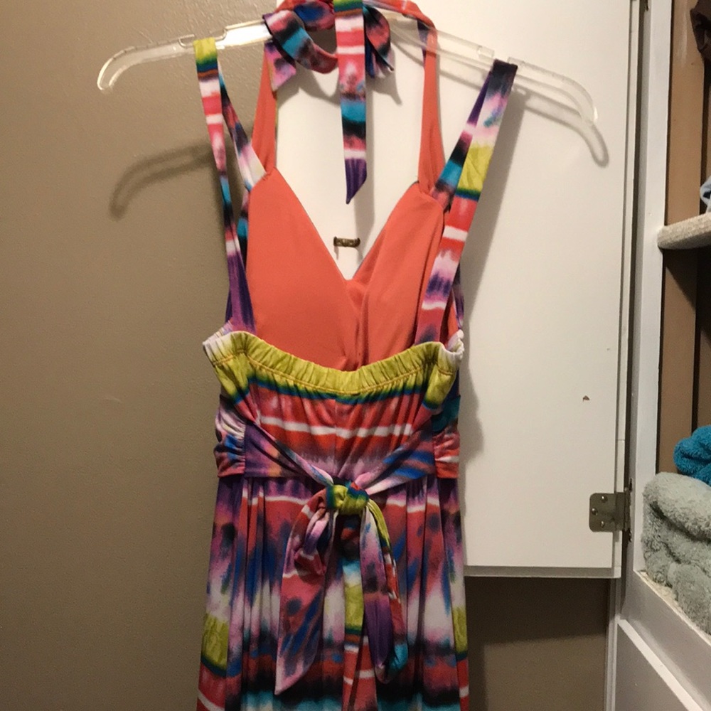 Dress - Picture 3 of 4